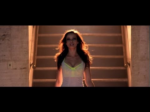 Matchbox Twenty – She’s So Mean [Official Music Video]