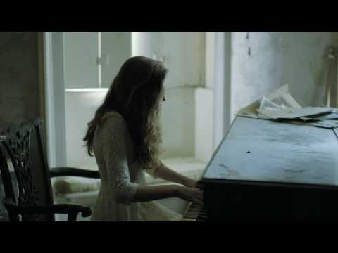 Birdy – Skinny Love [Official Music Video]