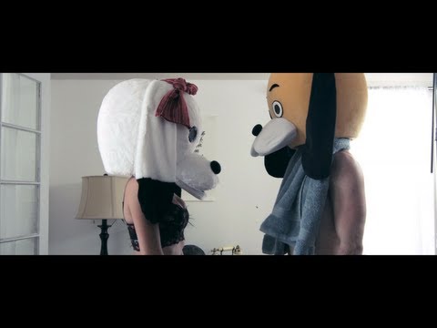 Circa Survive – Suitcase [Official Music Video]