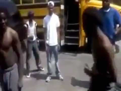 CHIEF KEEF FIGHT VIDEO 2013!