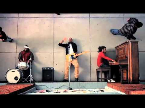 B.o.B – Don’t Let Me Fall [Official Music Video]
