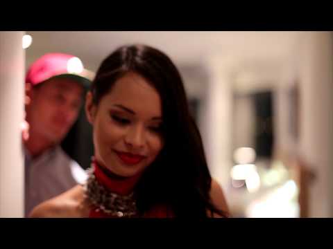 Pieter T – Right Here (Starring Frankie Adams) OFFICIAL MUSIC VIDEO