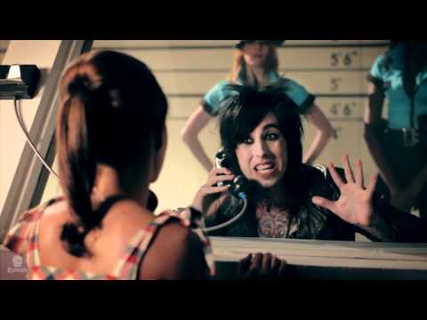 Falling In Reverse – “The Drug In Me Is You”