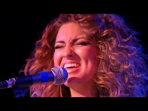 Tori Kelly – Worth It (Live from The Roxy) | Performance | On Air With Ryan Seacrest