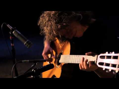 Pat Metheny – And I Love Her (The Beatles)